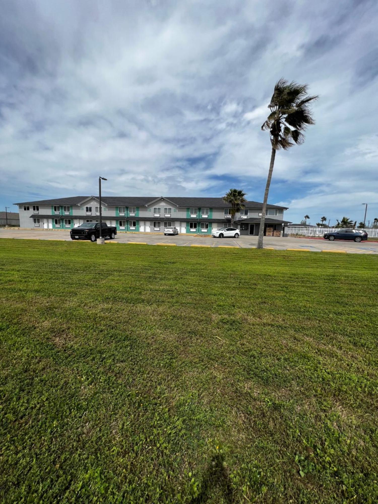 Conn Brown Harbour Inn Aransas Pass Exteriör bild